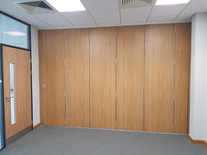 Fantastic Benefit of the Kudos Sliding Folding Partition