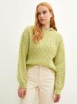 Women's sweater