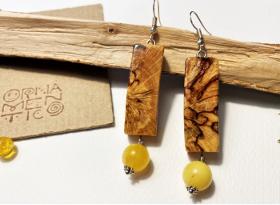 Wooden earrings with amber bead