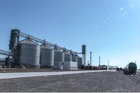 Flat bottom silos