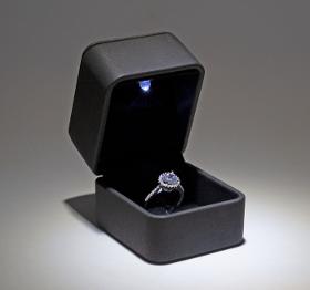 LED light jewelry displays