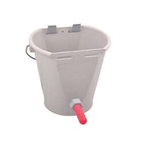 8L  Plastic Calf /cattle/horse Feeding teat Bucket