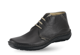 Male Clarks in brown