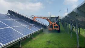  Solar Panel Cleaning Brush