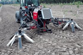 Inter-row cultivator IT 200