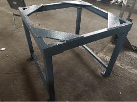 Metal table