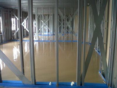 Flowing Screed