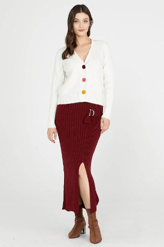 Knee length buckled knitwear skirt - burgundy