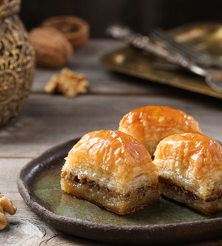 Baklava with Walnuts (1 lbs)