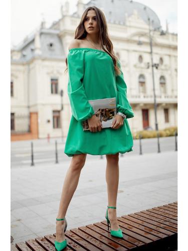 Green A-line dress with a puffed hem FG653