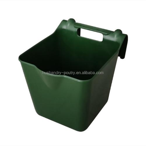 horse Feeder Bucket with Plastic Hook hanging bucket