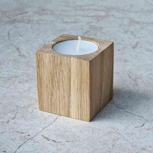 Oak tealight candle holder 50x50x60mm