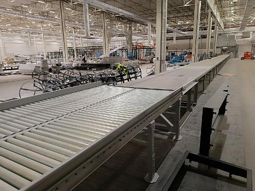 Installation of conveyor belts