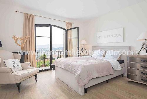 Renovated villa upper hills of Cannes in prestigous district