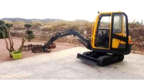 Mini Digger / Excavator