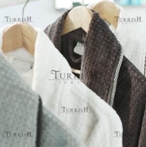 TEXTURED VELOUR ROBES