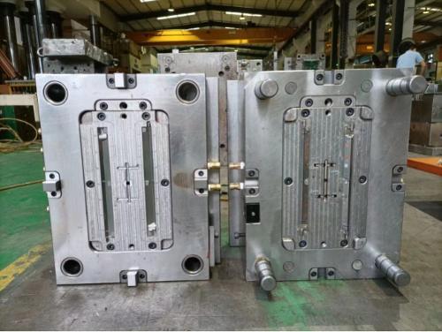 Injection mold manufacturer from China