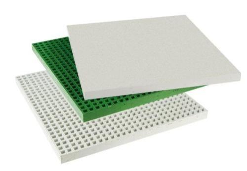 Polyester grating