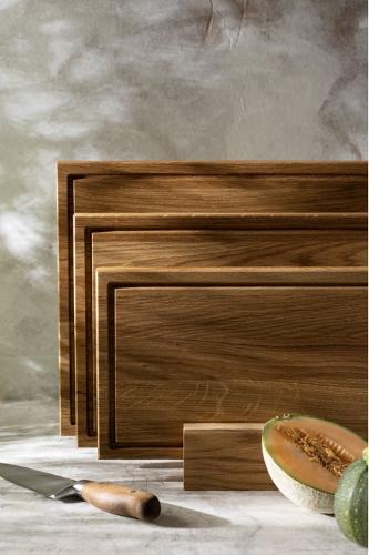 Oak cutting board with groove INGE 